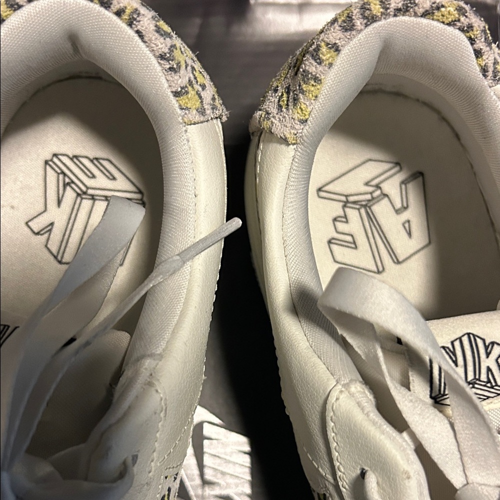 Nike White Air Force 1 Pixel SE with Patterned Leopard Accents - Picture 2 of 3
